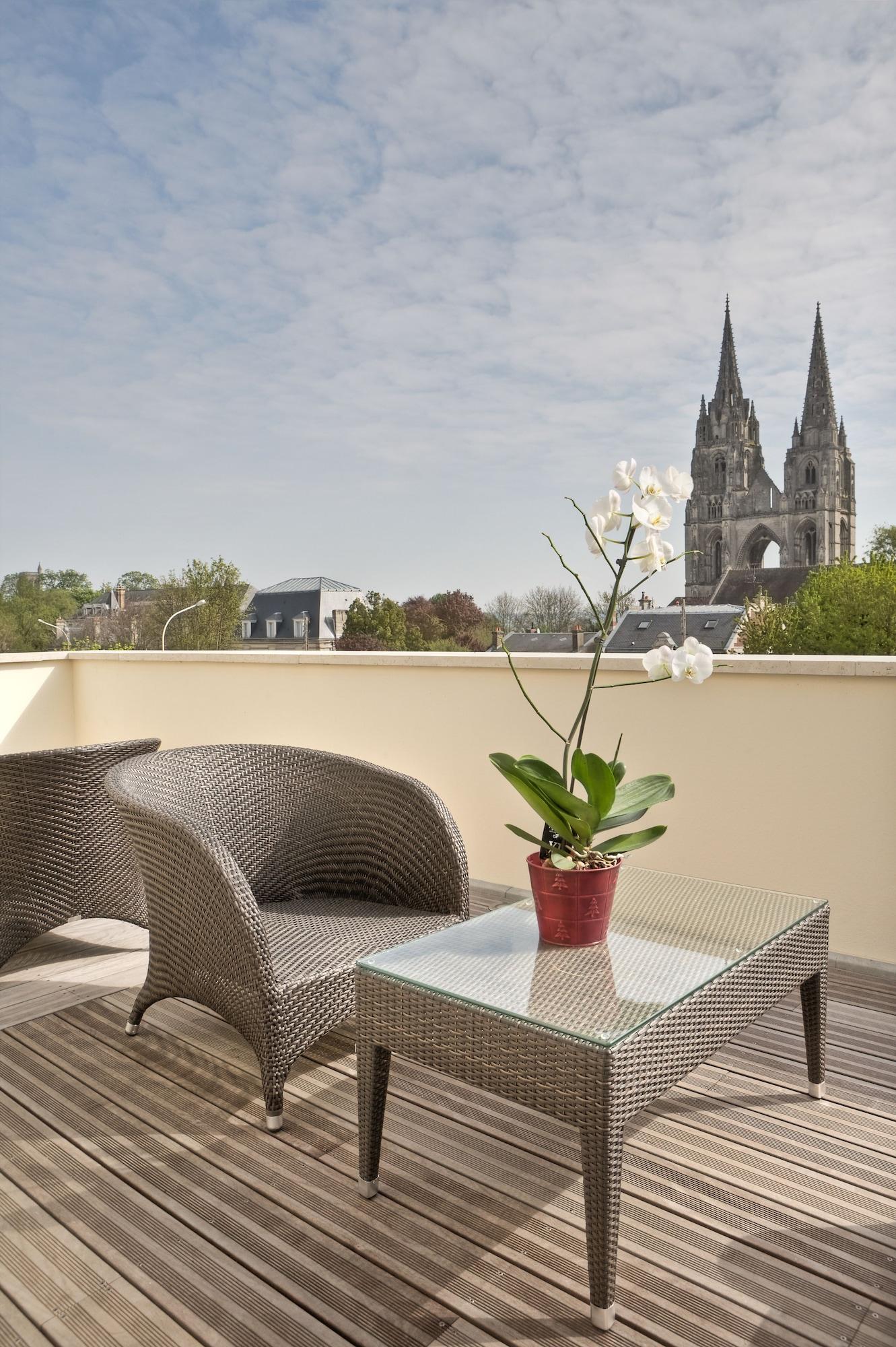 Best Western Plus Hotel Des Francs Soissons Exterior foto