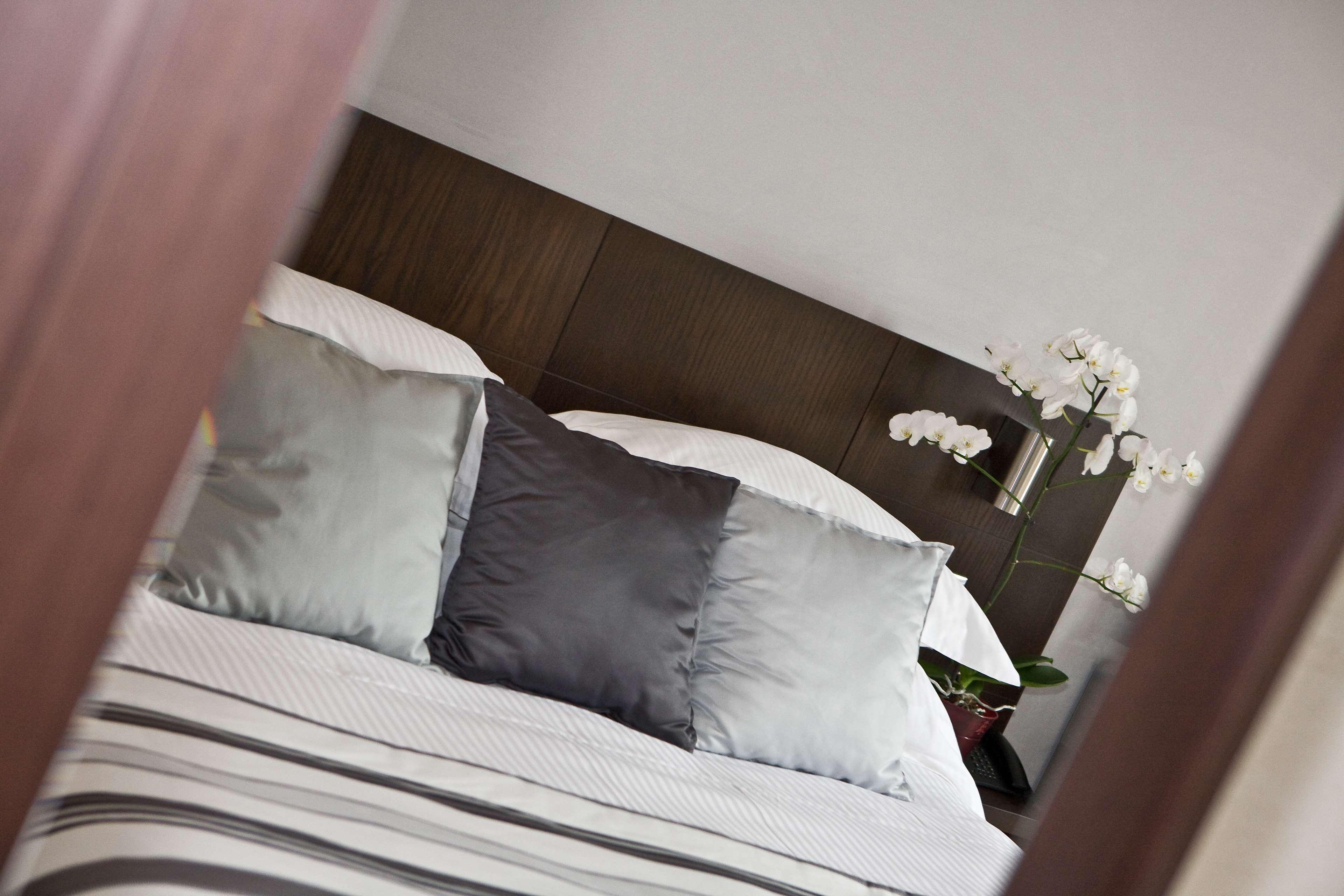 Best Western Plus Hotel Des Francs Soissons Exterior foto