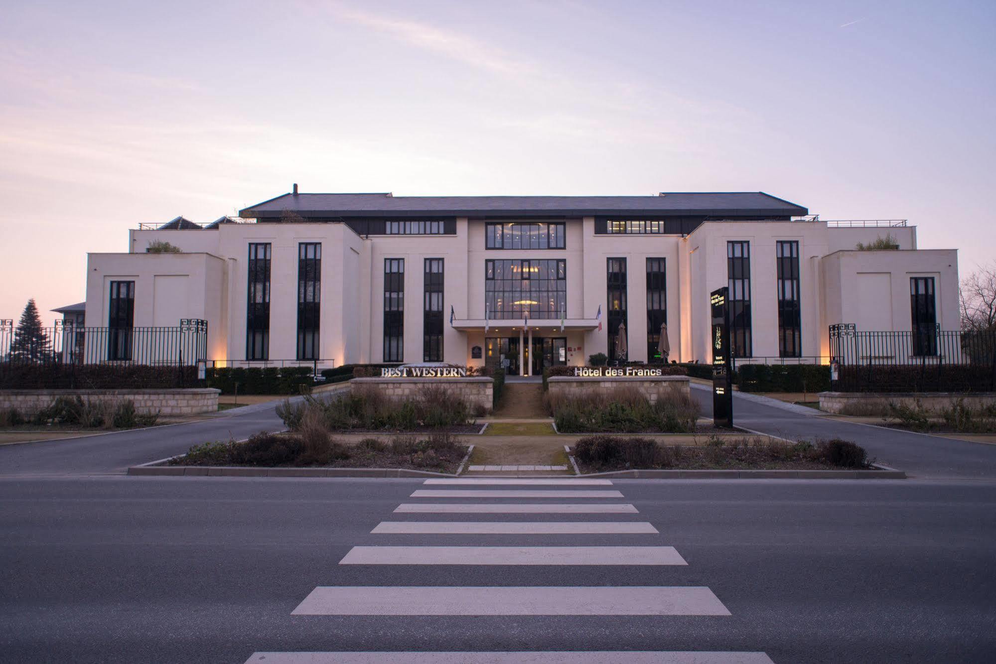Best Western Plus Hotel Des Francs Soissons Exterior foto