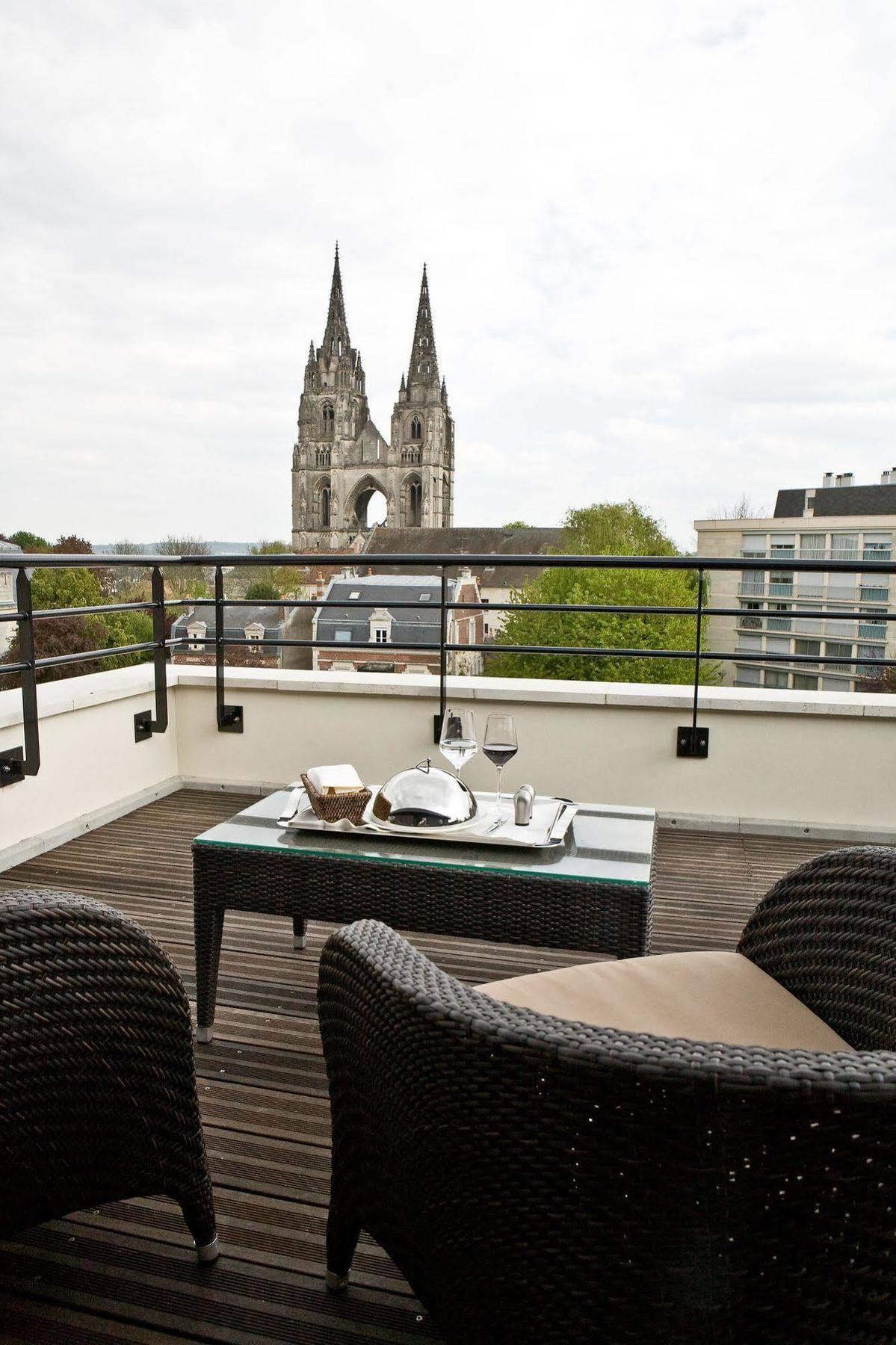 Best Western Plus Hotel Des Francs Soissons Exterior foto